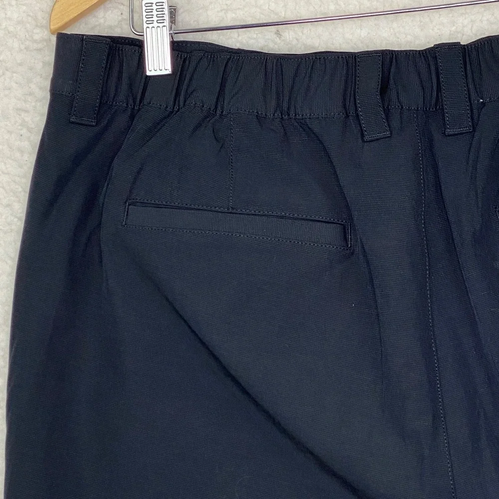 Banana Republic Mens Comfort Flat Front Shorts Navy Blue Stretch Wicking Size 38